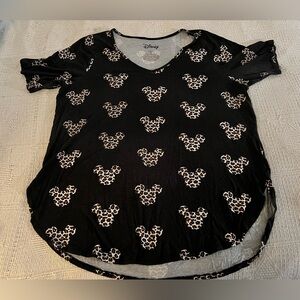 Disney Torrid Mickey Cheetah print blouse size 4
